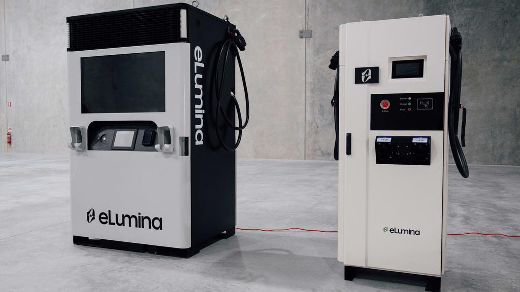 eLumina's D1 DC combined battery/fast chargers.